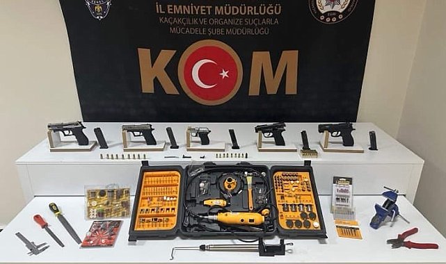 Elazığ'da 5 adet ruhsatsız tabanca ele geçirildi: 1 tutuklama