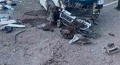 Elazığ'da hafif ticari araç takla attı: 5 yaralı