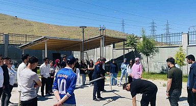 Elazığ'da öğrencilere çadır kurma ve yangın eğitimi