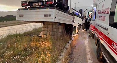 Elazığ'da peş peşe iki kaza: 7 yaralı