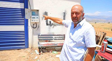 Elektriği kesilen besici yardım bekliyor