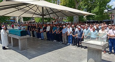 Emekli Bankacı Esin Camak vefat etti