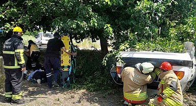 Erzin'de otomobil takla attı: 3 yaralı