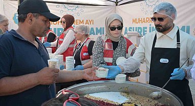 Esenyurt Belediyesinden muharrem ayında 18 bin kişiye aşure ikramı