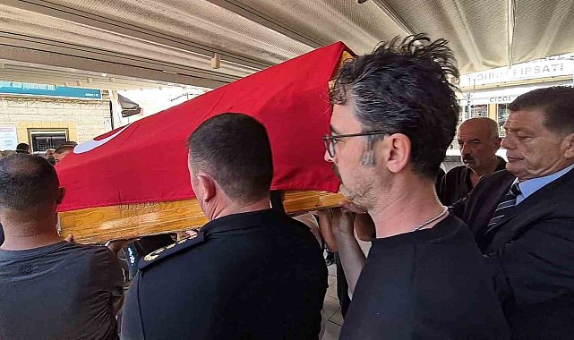 Eşinin öldüğü kazada yaralanan emekli polis, kazadan 3 yıl sonra rahatsızlığı nedeniyle vefat etti