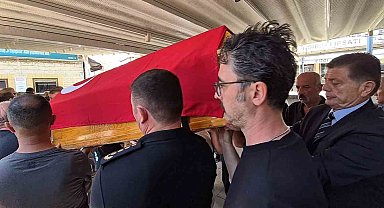 Eşinin öldüğü kazada yaralanan emekli polis, kazadan 3 yıl sonra rahatsızlığı nedeniyle vefat etti
