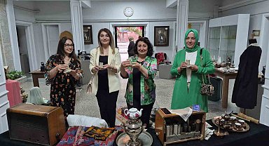 Eskişehir Olgunlaşma Enstitüsü'nün 'Yaşayan Hatıralar - Anı Sergisi' büyük ilgi gördü
