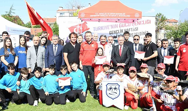 Eskişehir'de 'Gençlik ve Spor Şöleni' gerçekleştirildi