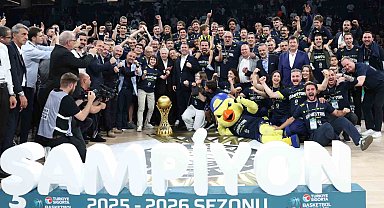 Fenerbahçe, erkek basketbolda 13. kez şampiyonluğuna ulaştı