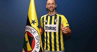 Fenerbahçe, Vedat Muriqi ile 3 yıllık sözleşme imzaladı