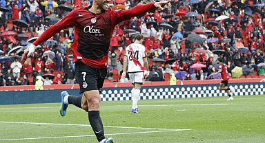 Fenerbahçe'nin yeni transferi Vedat Muriqi bu akşam İstanbul'a geliyor