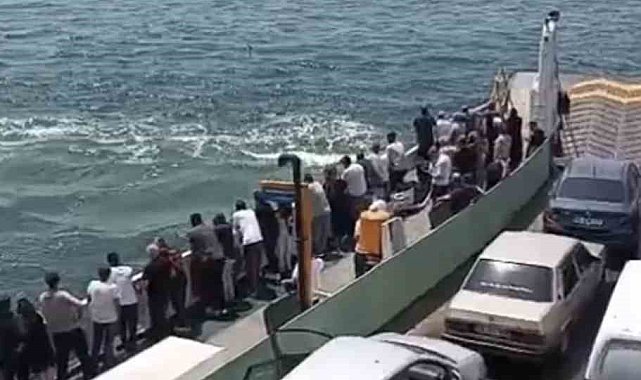 Feribottan denize düşen kişiye büfe çalışanından hayat kurtaran müdahale