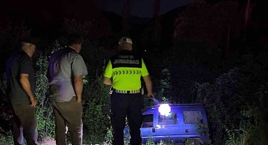 Freni patlayan araç bahçeye uçtu, sürücü yaralandı