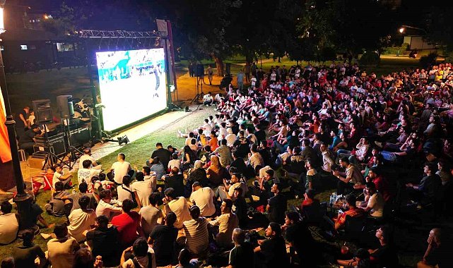 Gaziantep Büyükşehir, milli heyecana ortak oluyor