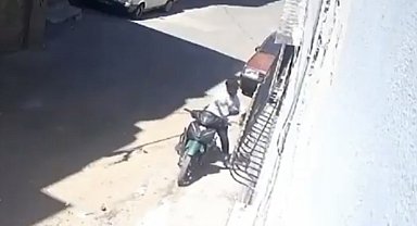 Gaziantep'te tepki çeken görüntü: Küçük kızını darbedip motosikletle sürükleyen baba gözaltına alındı