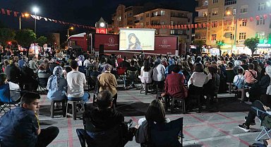Gezen sinema tırı, Karamanlılarla buluştu