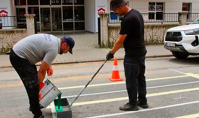 Giresun Belediyesi ekipleri yaya güvenliği için sahada