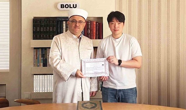 Güney Koreli genç Bolu'da Müslüman oldu
