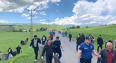 Hanak'ta çöp toplama seferberliği