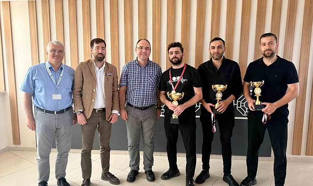 Hastane çalışanları arasında masa tenisi turnuvası