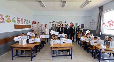 Hatay'da 368 bin 320 öğrenci karne heyecanı yaşadı