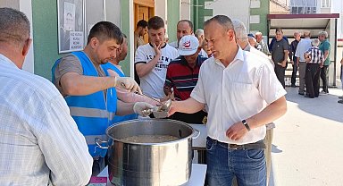 Hisarcık İlçe Müftülüğü'nden aşure ikramı