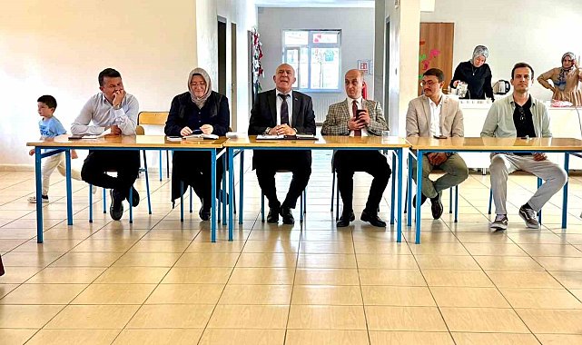 Hisarcık'ta kitap söyleşisi programı düzenlendi