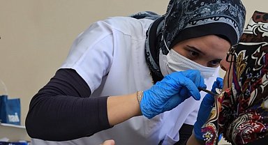 Huzurevi sakinlerine ağız ve diş sağlığı taraması yapıldı