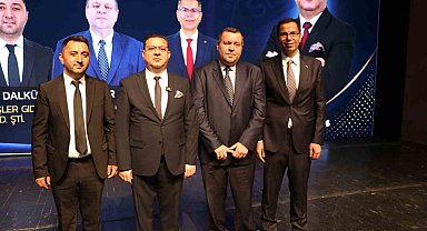 İş adamı Eken, adaylarını tanıttı