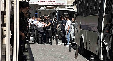 İstanbul merkezli 7 ilde düzenlenen suç örgütü operasyonununda gözaltına alınan 45 şüpheli adliyeye sevk edildi