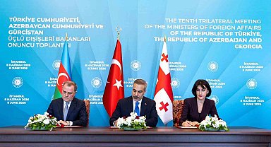 İstanbul'da Türkiye-Azerbaycan-Gürcistan arasında İstanbul Bildirisi imzalandı