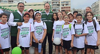 İzmir'de öğrenciler Yeşilay Bağımsızlık Festivali'nde buluştu