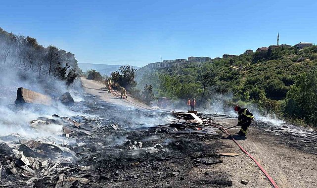 İzmit'te yangın sonrası tepki çeken manzara
