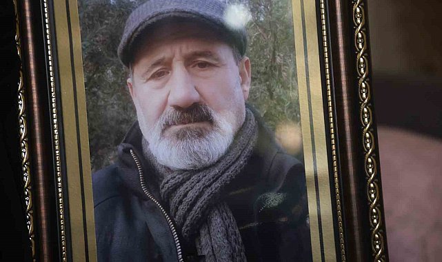 Kaldırım taşıyla gelen ölüm kamerada