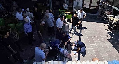 Kalp krizinden ölen arkadaşının cenazesinde kalp krizi geçirdi
