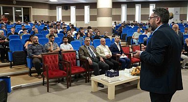 Karabük Üniversitesi'nde Endüstri 5.0 ve yapay zekâ konuşuldu