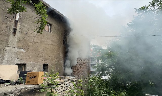 Karabük'te ev yangını büyümeden söndürüldü
