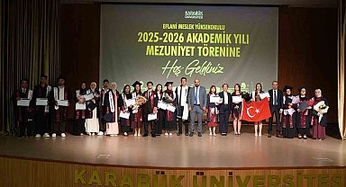 Karabük'te meslek yüksekokullarında mezuniyet coşkusu