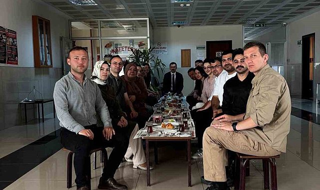 Karacabey Adliyesi'ne sabah en erken gelen personele sürpriz kahvaltı