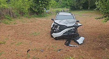 Karşı şeride geçen otomobille tır çarpıştı: 1 yaralı
