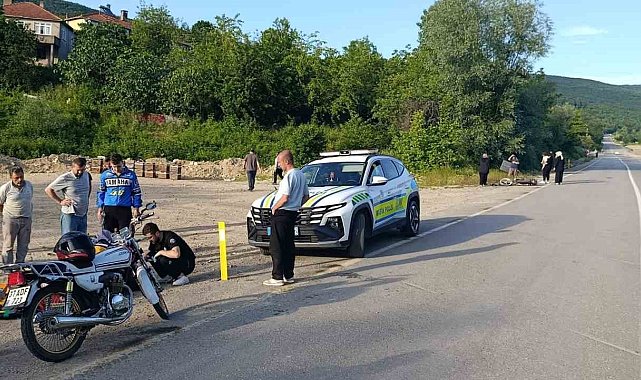 Kastamonu'da çarpışan iki motosikletin sürücüsü yaralandı