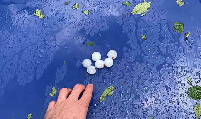 Kastamonu'da dolu yağışı etkili oldu