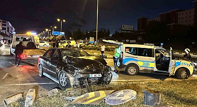 Kastamonu'da iki otomobil çarpıştı: 4 yaralı