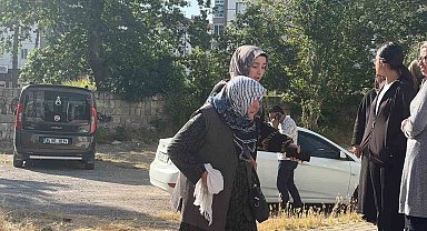 Kayseri'de 12 katlı binanın görevli dairesinde yangın