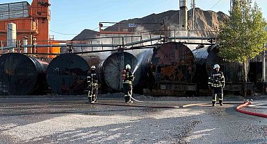 Kayseri'de asfalt şantiyesinde bitüm tankı alev aldı
