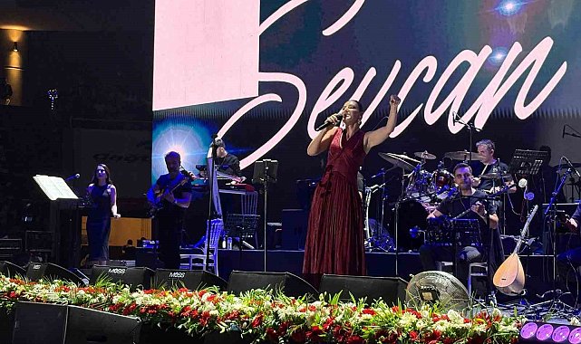 Kayseri'de Sevcan Orhan rüzgarı esti