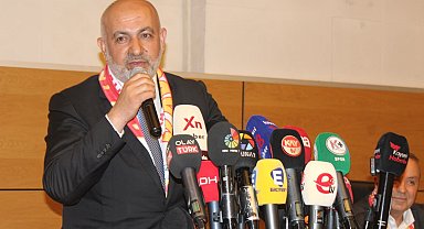 Kayserispor'da yapılan Olağanüstü Genel Kurul'da başkanlığa Ali Çamlı seçildi.