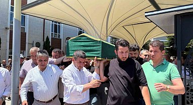 Kazada ölen 11 yaşındaki çocuğun ailesinden ihmal iddiası: "Oraya hız kesici ya da uyarı işaretleri konulsaydı böyle kazalar olmazdı"