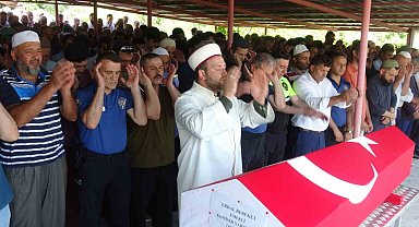 Kazada ölen emekli komiser, son yolculuğuna uğurlandı