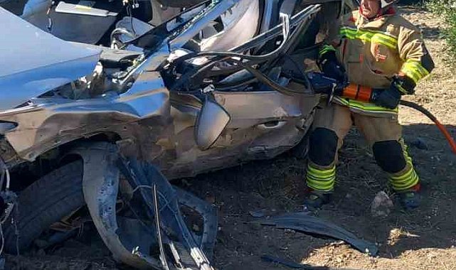 Kazada uçuruma yuvarlanan cip hurdaya döndü: 1 ölü